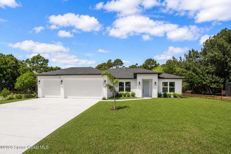 4 bedroom Single Family Residence at 1118 Moon Street, Port Malabar Unit 46, Palm Bay — photo 1