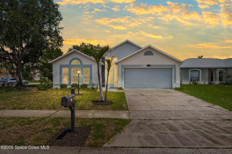 3 bedroom Single Family Residence at 1272 White Oak Circle, Magnolia Lakes Phase 1, Melbourne — photo 1