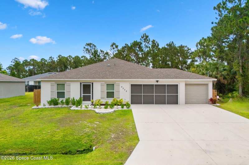 4 bedroom Single Family Residence at 3373 Navajo Avenue, Port Malabar Unit 30, Palm Bay — photo 1