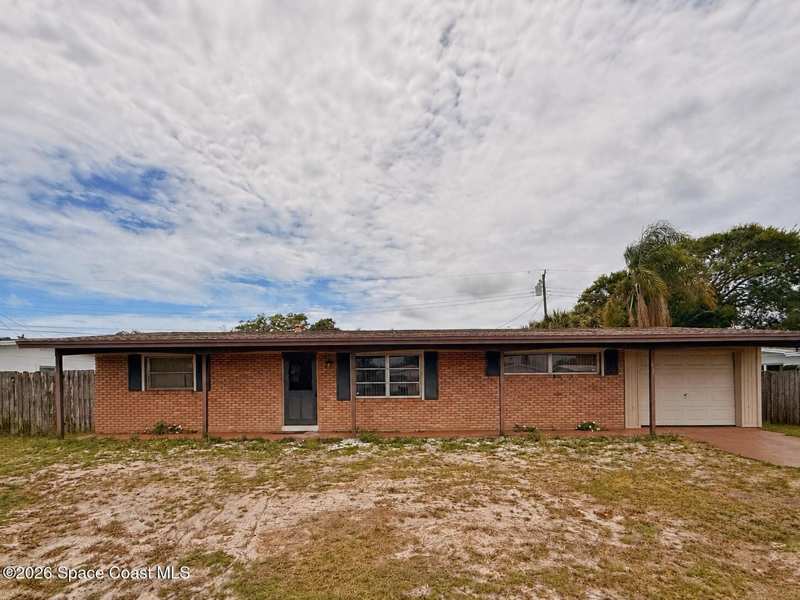3 bedroom Single Family Residence at 115 Carib Drive, Belaire Unit No 3, Merritt Island — photo 1