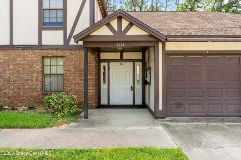 2 bedroom Condominium at 9030 York Lane #12d, Greenwood Village Condo No 4, West Melbourne — photo 1