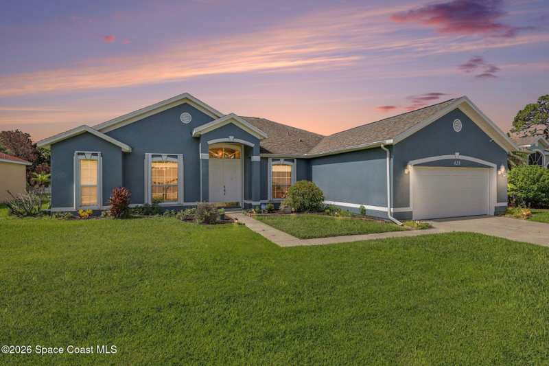 4 bedroom Single Family Residence at 423 Stonehenge Circle, Chelsea Park Unit 4, Rockledge — photo 1