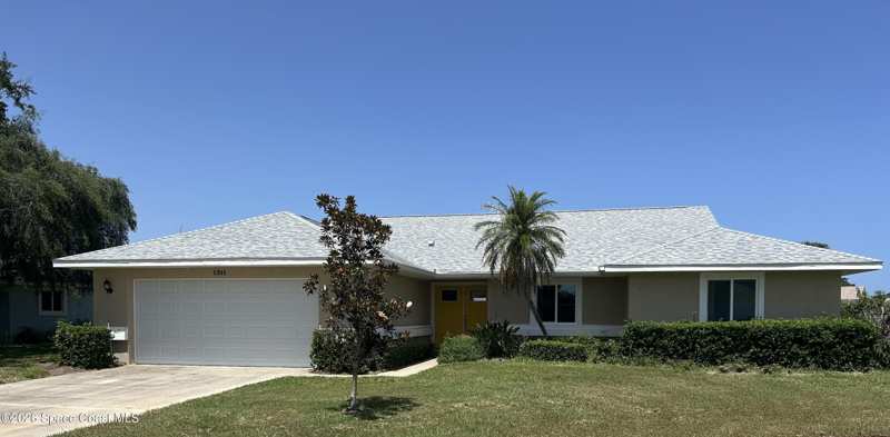 4 bedroom Single Family Residence at 1311 Independence Avenue, Indian River Colony Club Pud Phase 1 Unit 2, Melbourne — photo 1