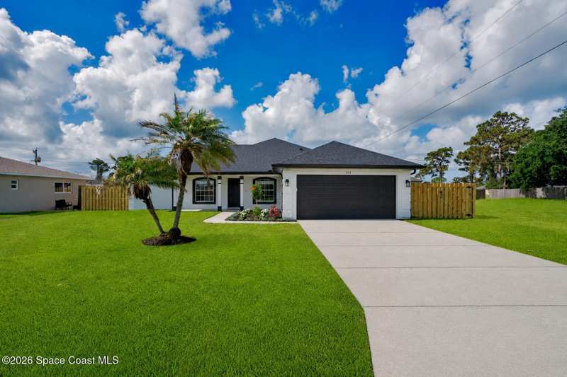 3 bedroom Single Family Residence at 934 Eastlake Street, Port Malabar Unit 9, Palm Bay — photo 1