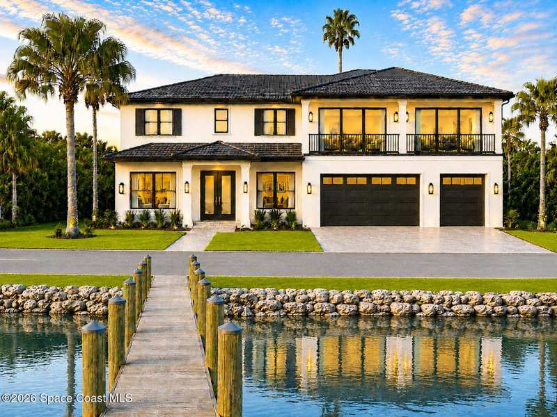 5 bedroom Single Family Residence at 10100 S Tropical Trail, Stewarts Homestead, Merritt Island — photo 1