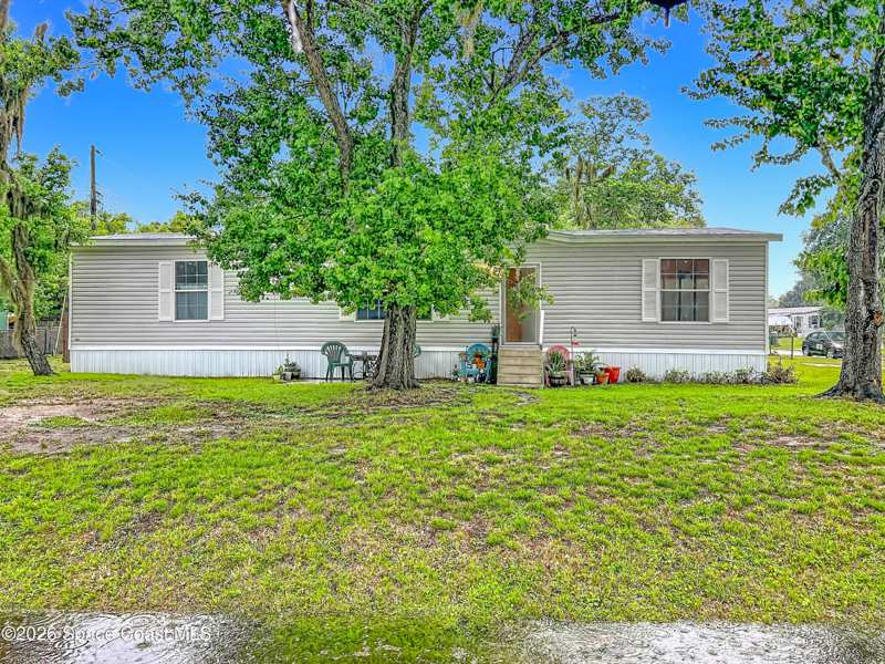 3 bedroom Manufactured Home at 315 Nice Court, Colony Park, Merritt Island — photo 1