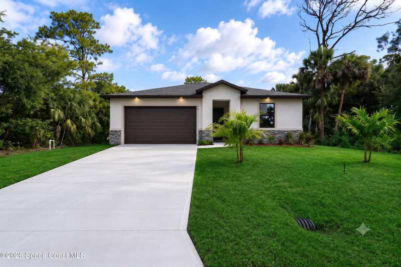 3 bedroom Single Family Residence at 801 Gelaso Street, Port Malabar Unit 37, Palm Bay — photo 1