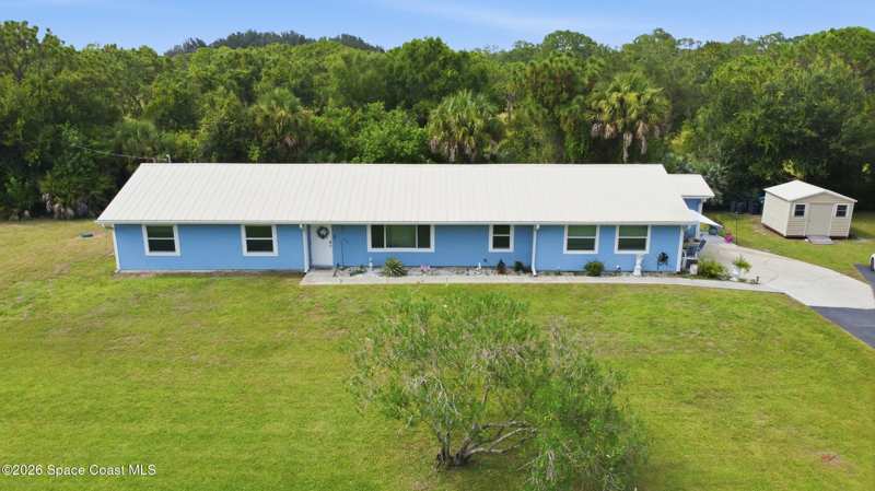 3 bedroom Single Family Residence at 2300 Hall Road, Malabar, Malabar — photo 1