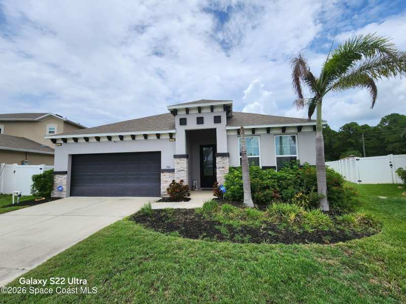4 bedroom Single Family Residence at 988 Corbin Circle, Bayridge, Palm Bay — photo 1