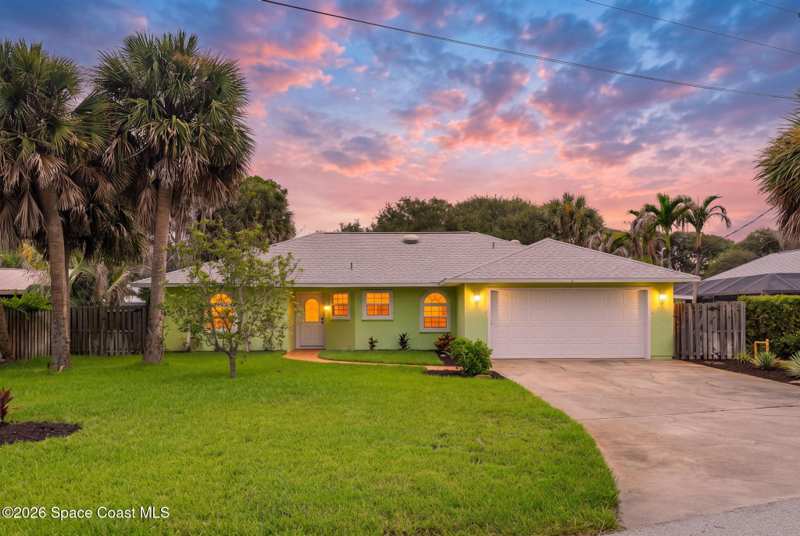 3 bedroom Single Family Residence at 6820 Angeles Road, Floridana Beach 5th Addn, Melbourne Beach — photo 1
