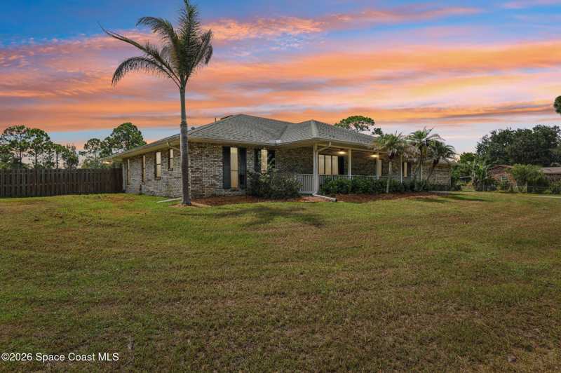 4 bedroom Single Family Residence at 2460 Lacourt Lane, Malabar, Malabar — photo 1