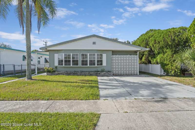 2 bedroom Manufactured Home at 2374 Royal Palm Drive, Palm Bay Colony Sec 1, Palm Bay — photo 1