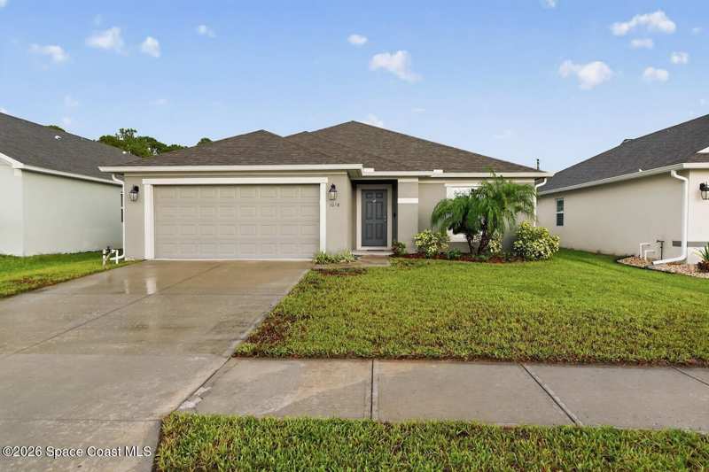 3 bedroom Single Family Residence at 1028 Corbin Circle, Bayridge, Palm Bay — photo 1