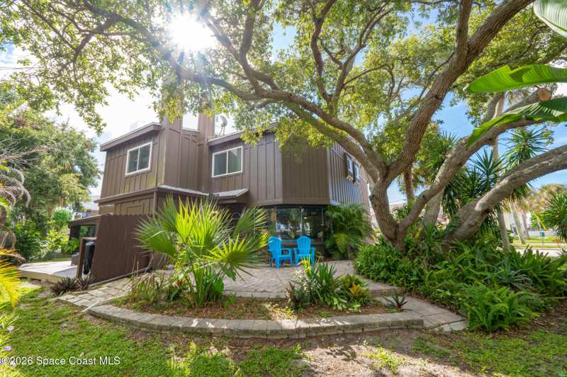 2 bedroom Condominium at 8500 Rosalind Avenue #1, Whispering Oaks Condo Ph I, Cape Canaveral — photo 1