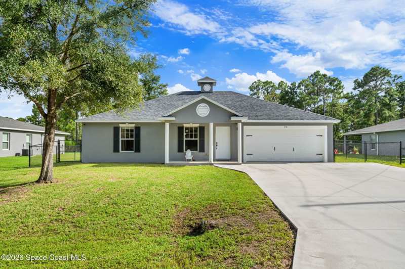 3 bedroom Single Family Residence at 558 Jewell Street, Port Malabar Unit 25, Palm Bay — photo 1
