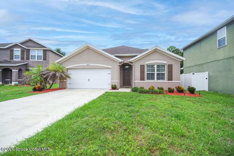 4 bedroom Single Family Residence at 4283 Starling Place, New South Wales and Lorrikeet at Walkabout, Mims — photo 1