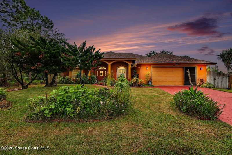 3 bedroom Single Family Residence at 882 Palo Alto Street, Port Malabar Unit 24, Palm Bay — photo 1