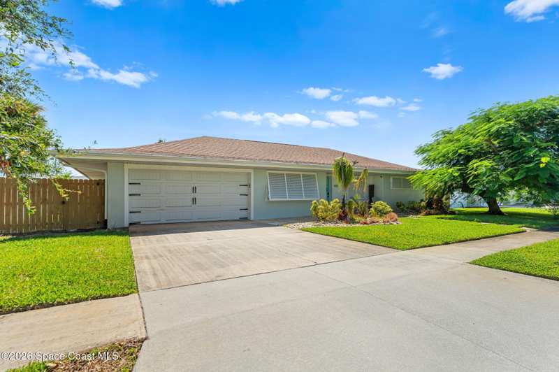 4 bedroom Single Family Residence at 505 Coronado Way, Indian Harbour Beach, Indian Harbour Beach — photo 1