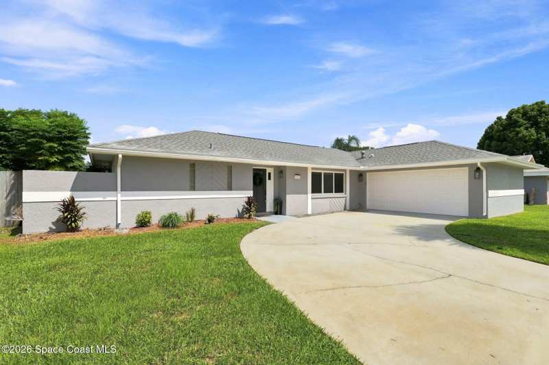 3 bedroom Single Family Residence at 846 Raintree Avenue, Buckingham at Levitt Park Sec 7 Phase 1, Rockledge — photo 1