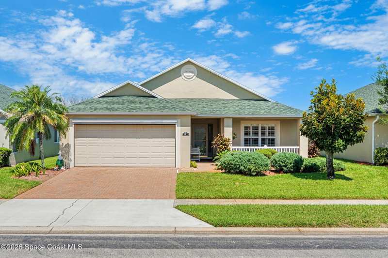 3 bedroom Single Family Residence at 981 Indian Oaks Drive, Pine Creek Phase 2, Melbourne — photo 1