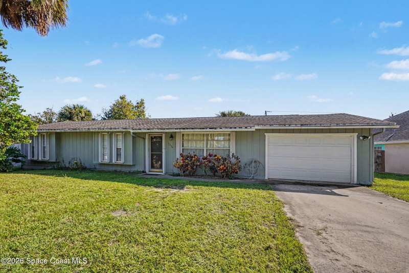 3 bedroom Single Family Residence at 1294 Port Malabar Boulevard, Port Malabar Unit 5 1st Replat, Palm Bay — photo 1