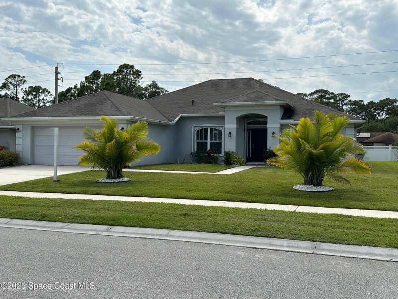 4 bedroom Single Family Residence at 220 Nardo Avenue, Sloneridge, Palm Bay — photo 1