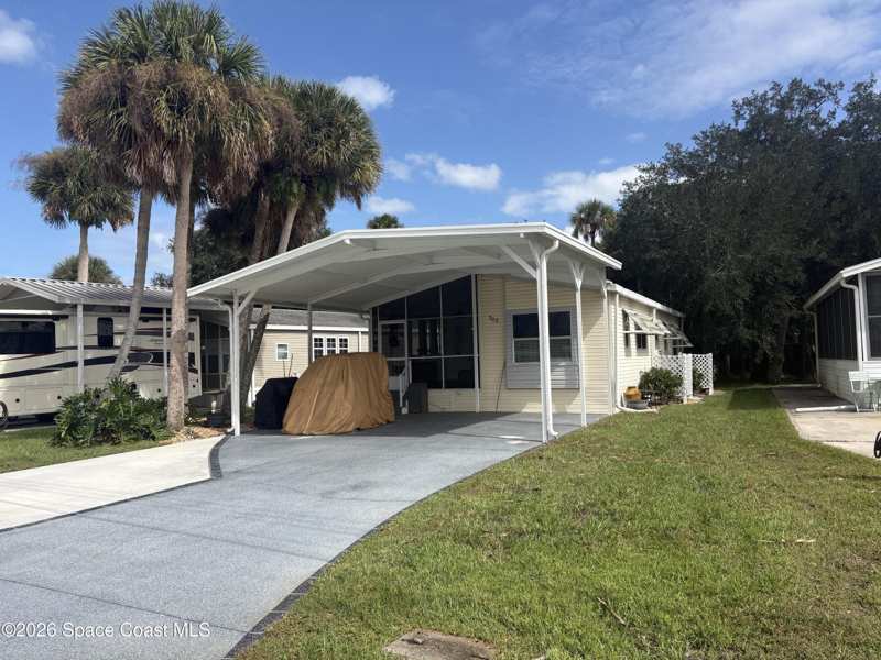 2 bedroom RV Community at 302 Plantation Drive, The Great Outdoors Premier RV/Golf Resort III, Titusville — photo 1
