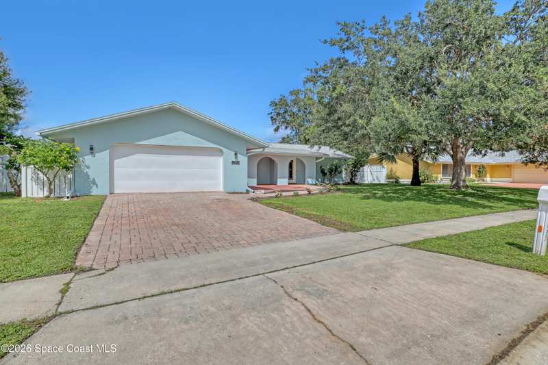 3 bedroom Single Family Residence at 1351 Cherry Hills Road, Port Malabar Country Club Unit 3, Palm Bay — photo 1