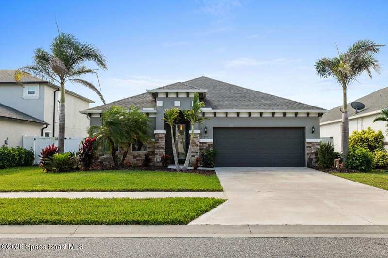 4 bedroom Single Family Residence at 947 Corbin Circle, Bayridge, Palm Bay — photo 1