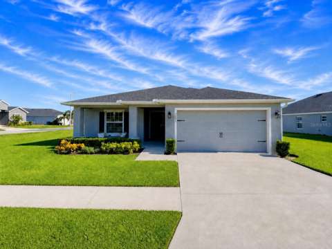 1002 Paisley Street, 4-bedroom for sale in Lake Alfred