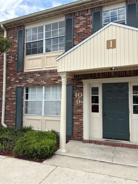 1920 E Edgewood Drive #I 10, home for sale on E Edgewood Drive
