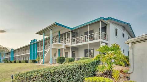 1600 W Lake Parker Drive #B9, home for sale on W Lake Parker Drive