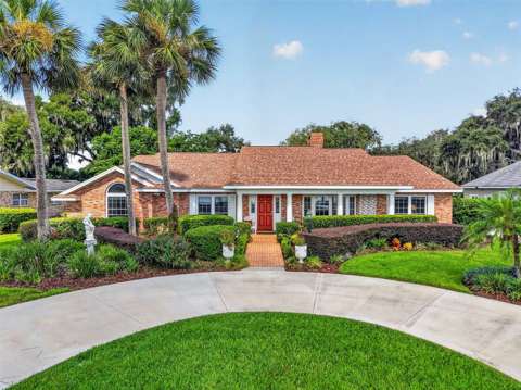 3081 Lakeshore Drive, home for sale in Mount Dora 32757