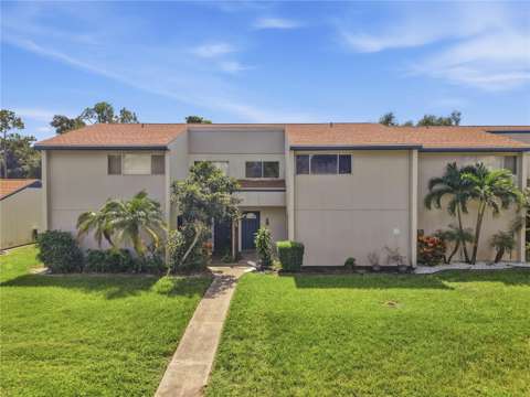 912 Byron Lane #5C, starter home for sale in Sarasota