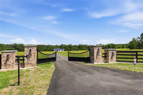 18605 NW County Road 235A, luxury home for sale in Alachua