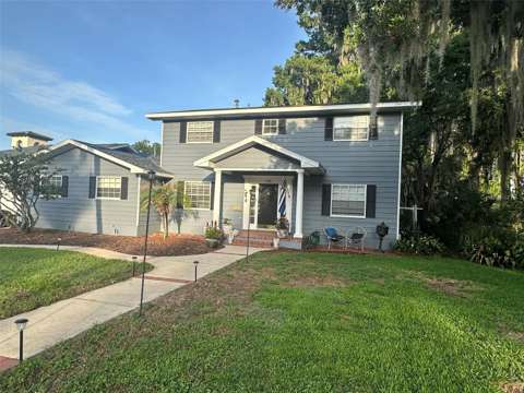 1105 S 9Th Street, waterfront for sale in Leesburg