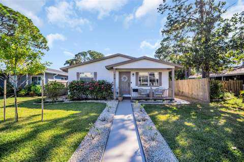 218 49Th Avenue, home for sale in St. Petersburg 33703