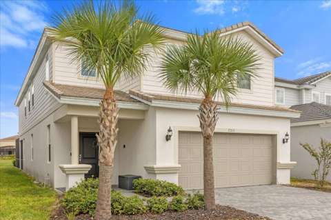 7211 Oakmoss Loop, home for sale on Oakmoss Loop