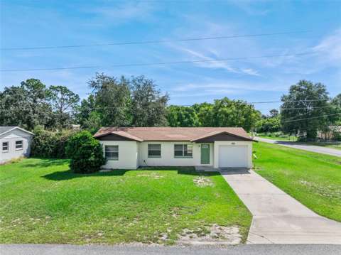 801 Elm Avenue, starter home for sale in Fruitland Park