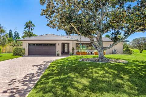 3620 Pembrook Dr, 4-bedroom for sale in Sarasota