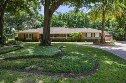 2009 Woody Drive, golf community for sale in Windermere