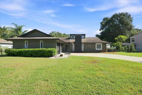 4475 Old Colony Road, home for sale in Mulberry 33860