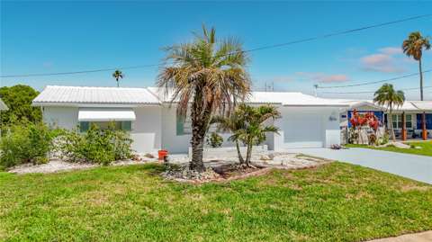 12524 5Th Isle, home for sale on 5Th Isle