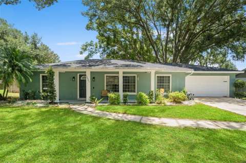 15521 Wetstone Drive, home for sale in Tampa 33613