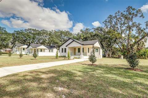 7901 N Greenwood Avenue, home for sale on N Greenwood Avenue