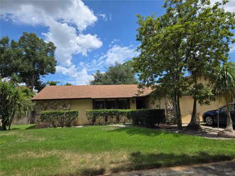 827 Rill Drive, 4-bedroom for sale in Altamonte Springs