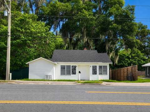 617 NE 25Th Avenue, home for sale on NE 25Th Avenue
