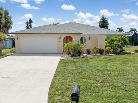 162 Annapolis Lane, $300k–$500k for sale in Rotonda West