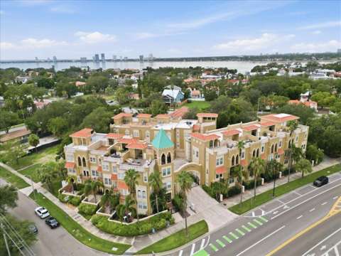 114 E Davis Boulevard #8, home for sale in Tampa 33606