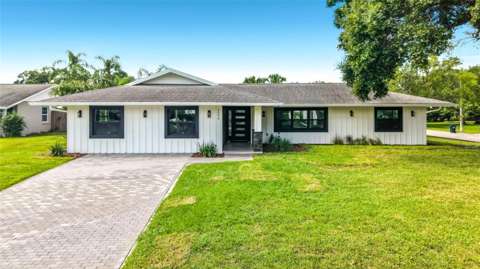 5096 The Oaks Circle, home for sale in Orlando 32809
